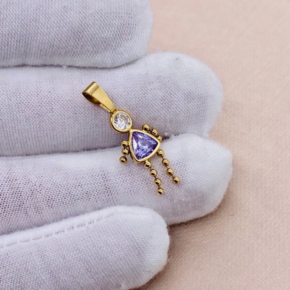 Kay Jewelers Jewelry - EUC 14k Yellow Gold Simulated Alexandrite & CZ June Birthstone Girl Pendant